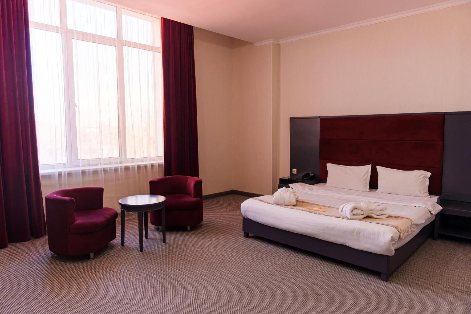 Almaty Grand Erbil Hotel Exterior foto